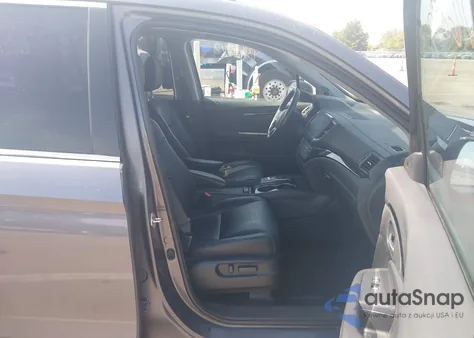 2020 Honda Pilot Awd Touring 7 Passenger z USA, uszkodzony, nr VIN 5FNYF6H66LB014049